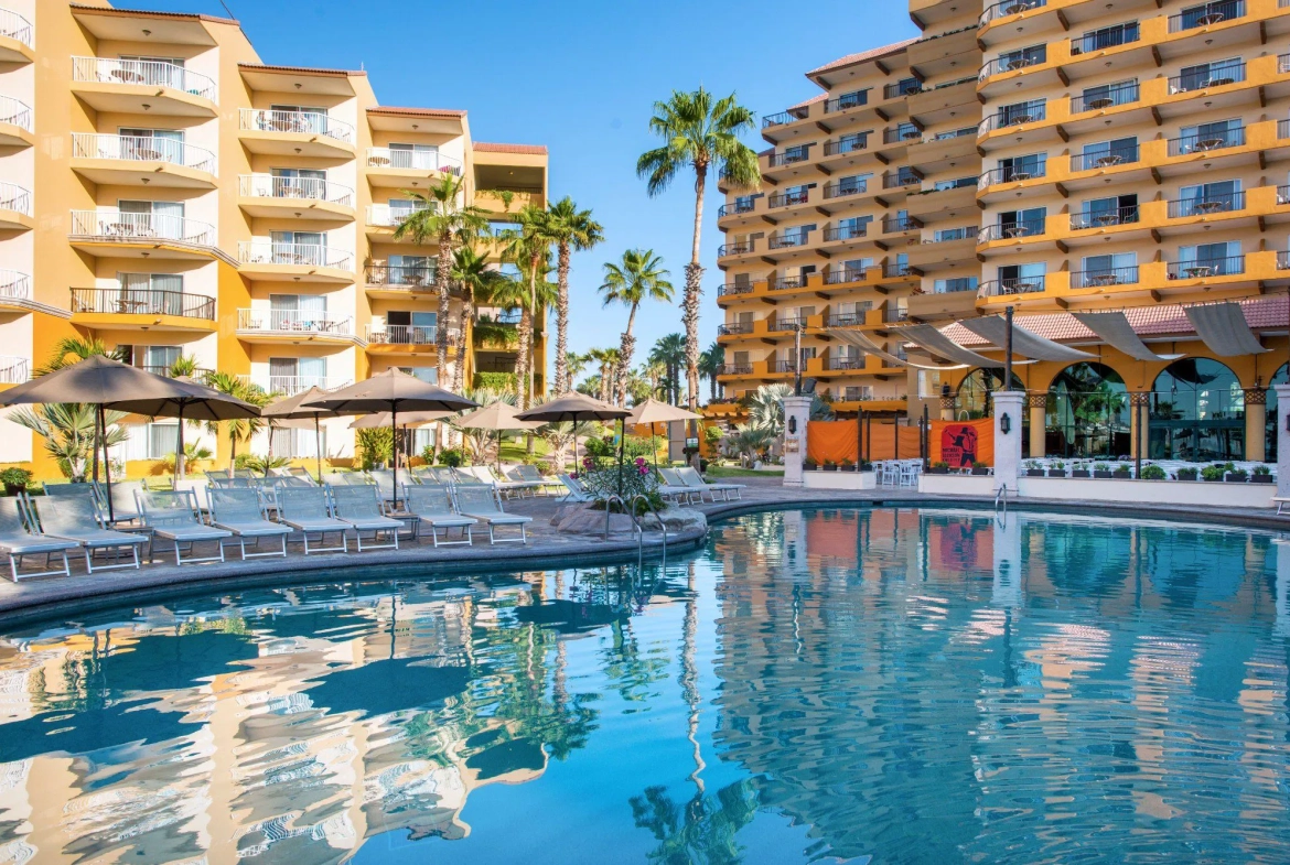 Timeshare for Rent: Villa del Palmar Cabo San Lucas Pool