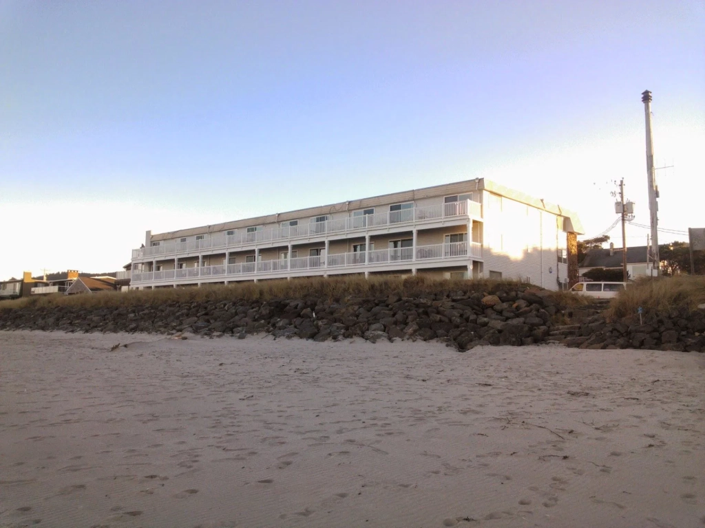 Rockaway Beach Resort