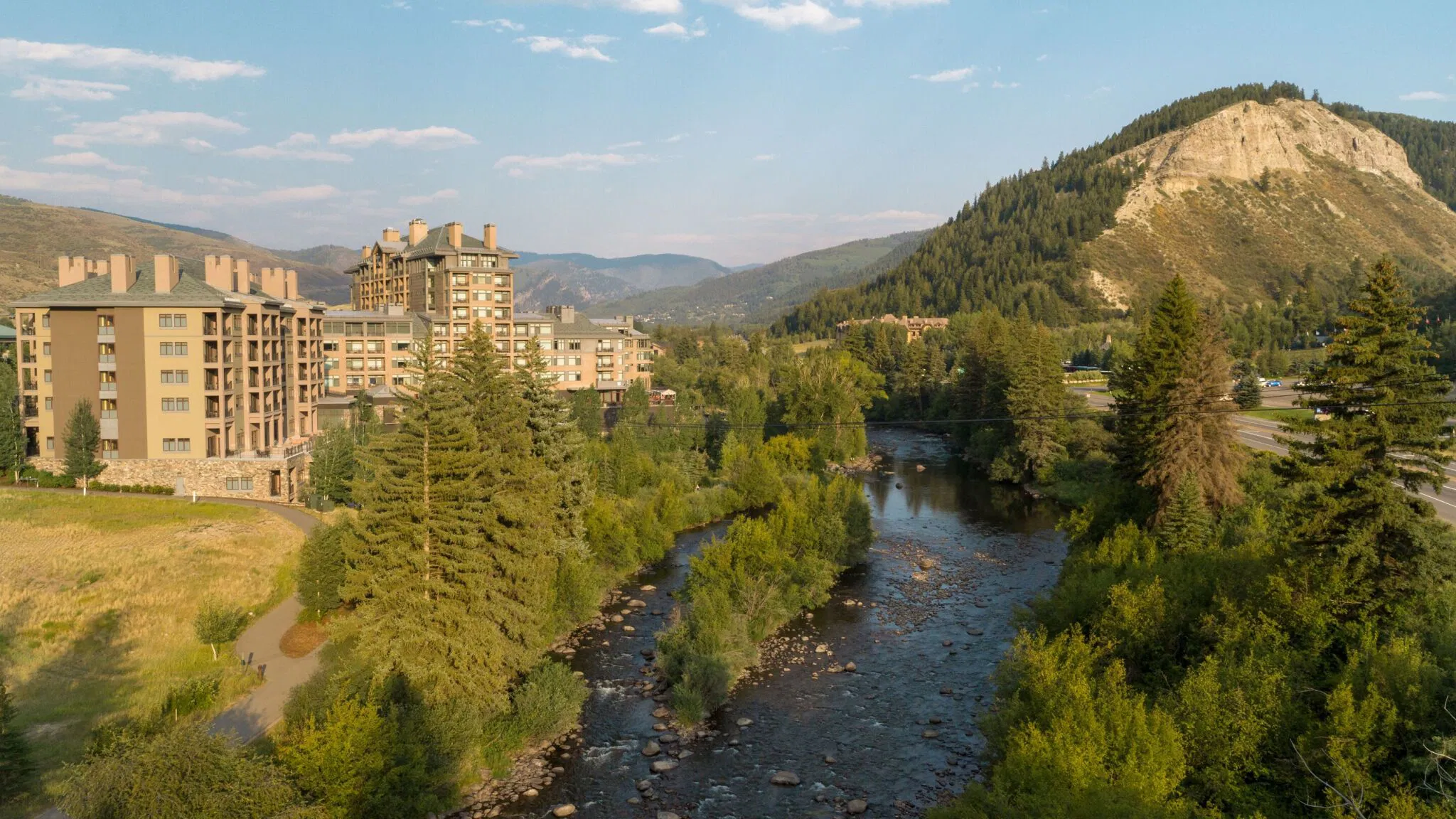 The Westin Riverfront Mountain Villas River