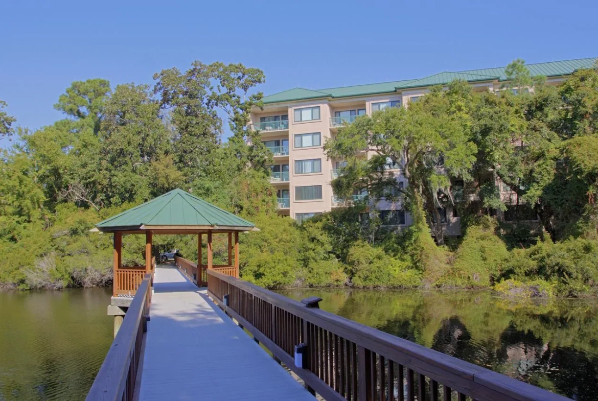 Spinnaker Flexible Ownership Program: Waterside by Spinnaker Pier