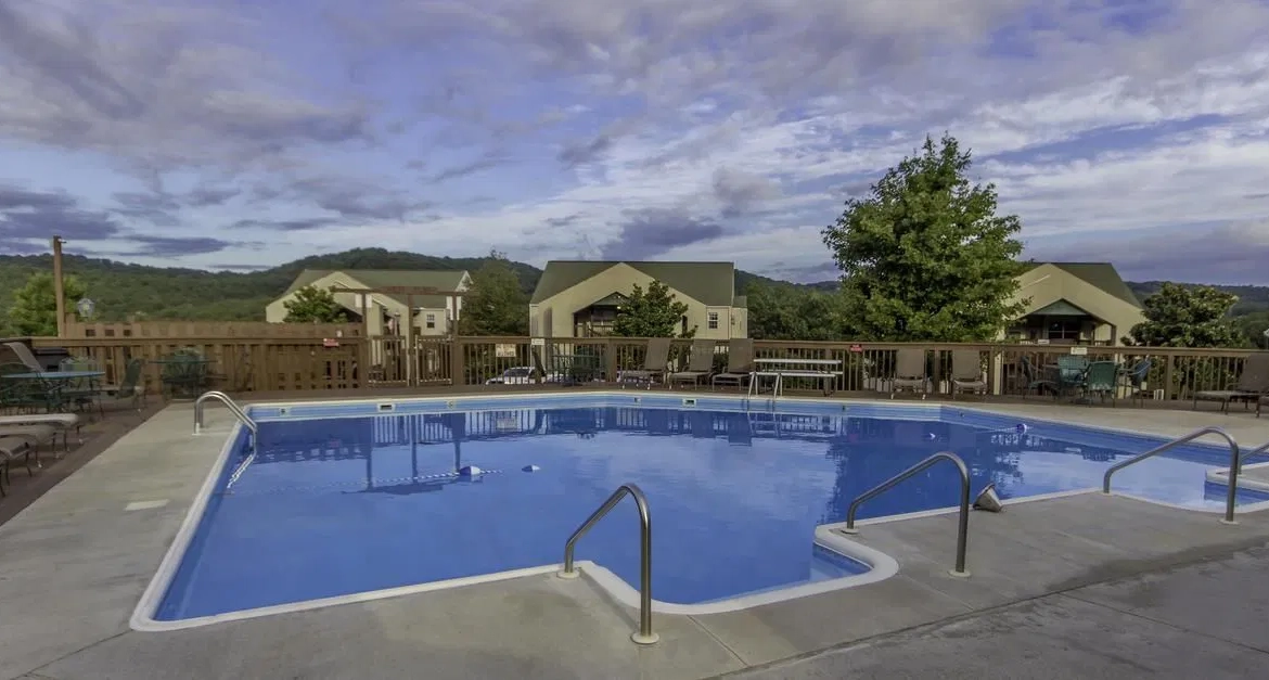 Royal Aloha Vacation Club at Eagles Nest Resort at Indian Point Pool