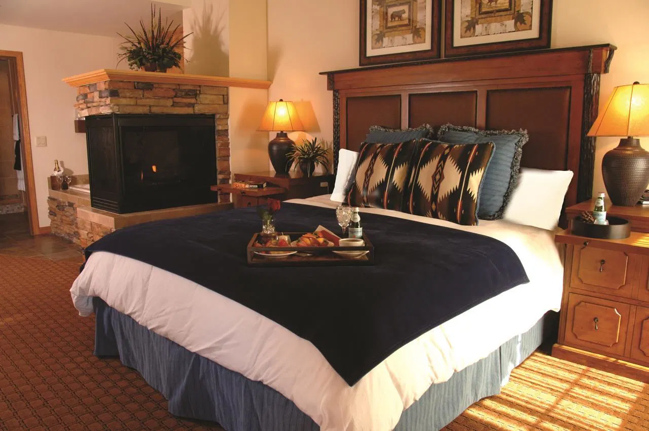 Hyatt Vacation Club at The Lodges at Timber Ridge bedroom