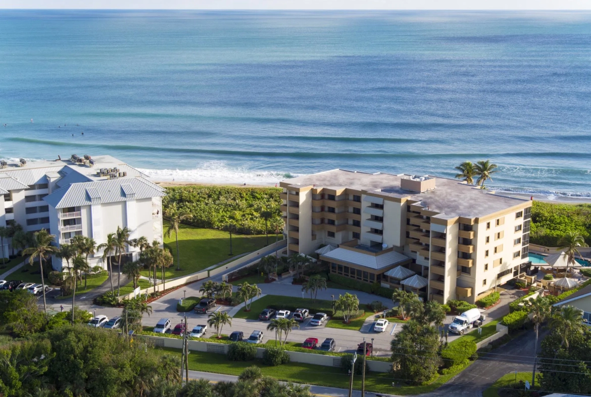Plantation Beach Club At Indian River