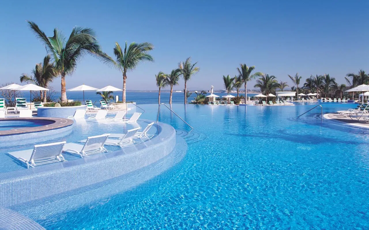 Pueblo Bonito Resort At Emerald Bay Pool