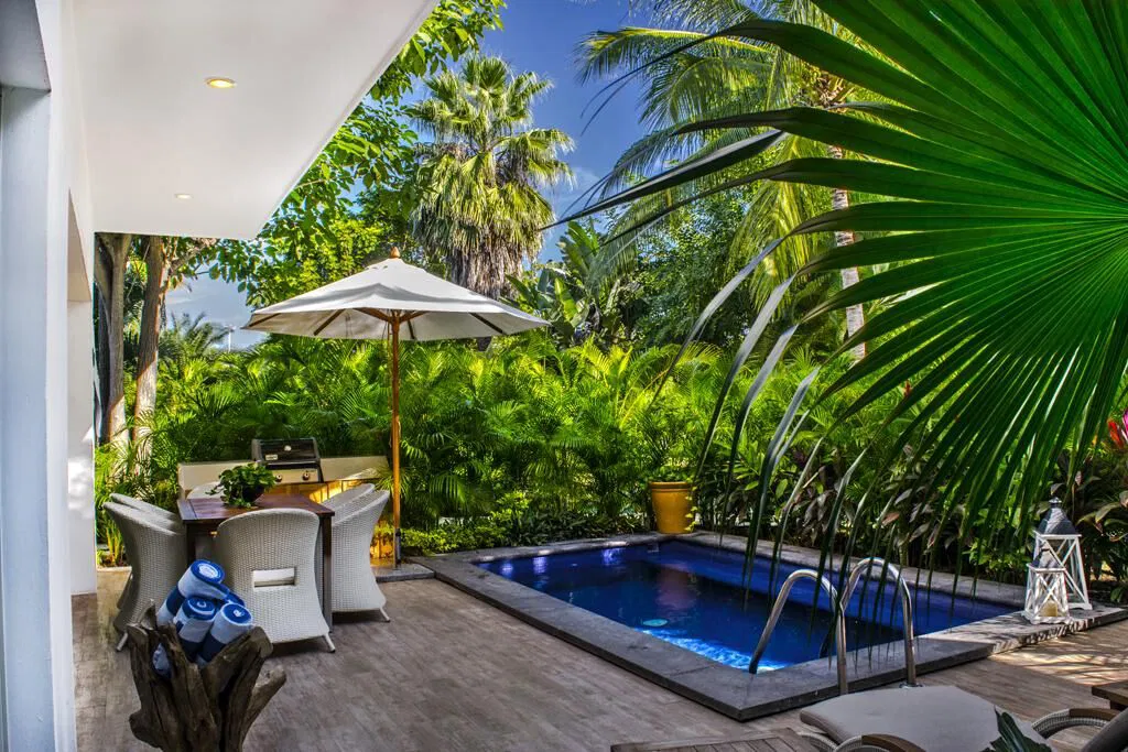 Vallarta Gardens Hot Tub