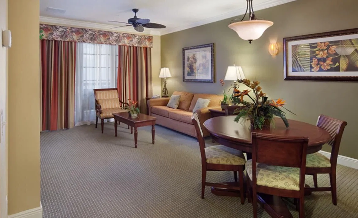 The Berkley Orlando Dining Area