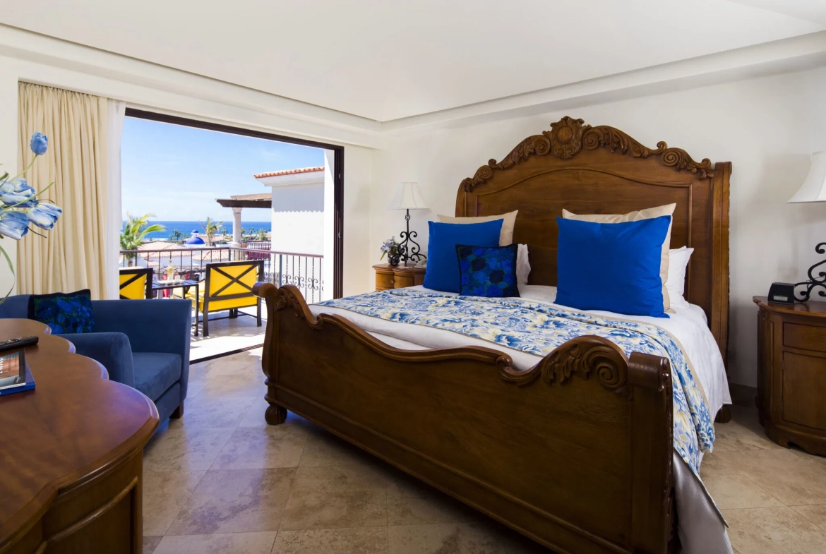 full bedroom