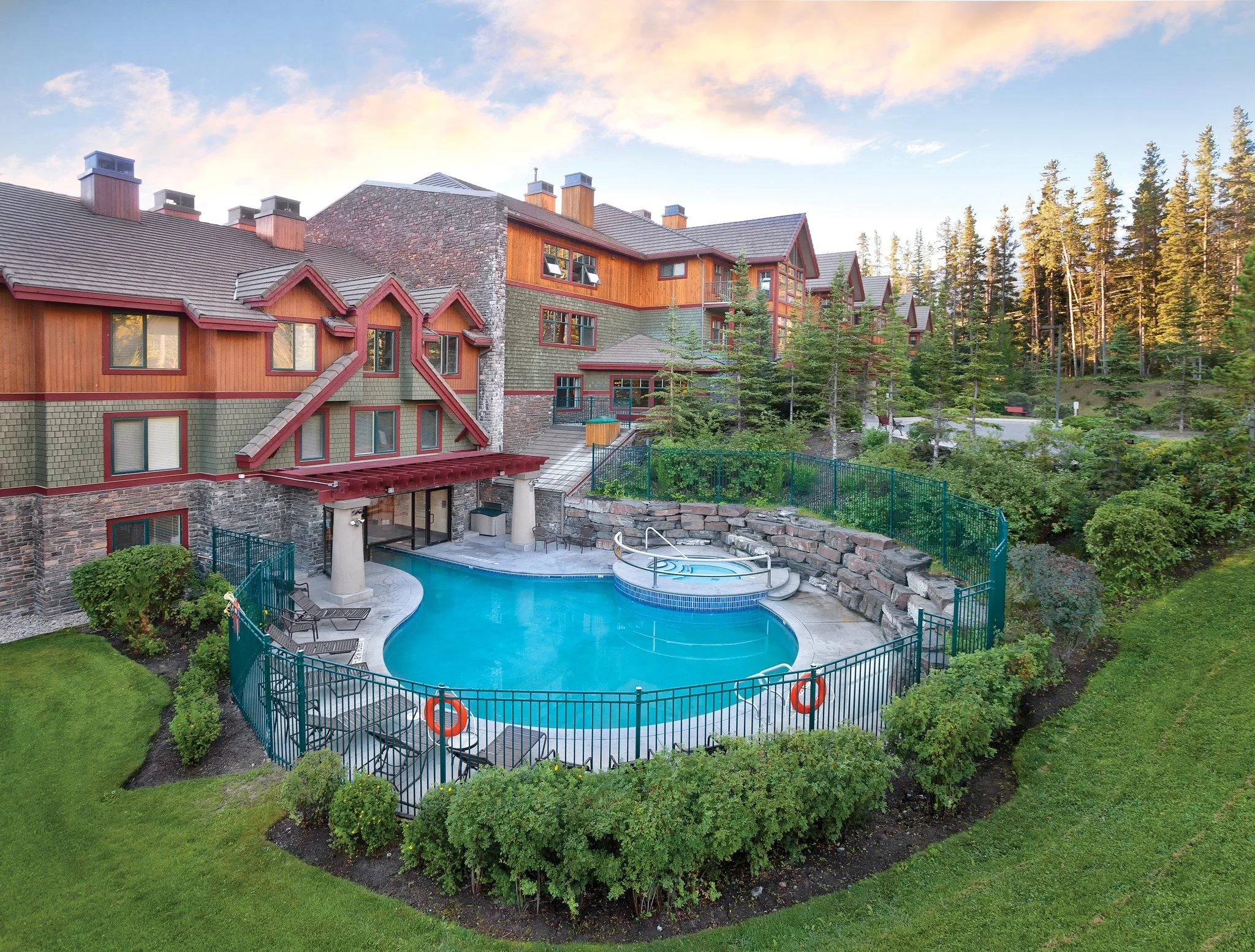 WorldMark Canmore-Banff Exterior