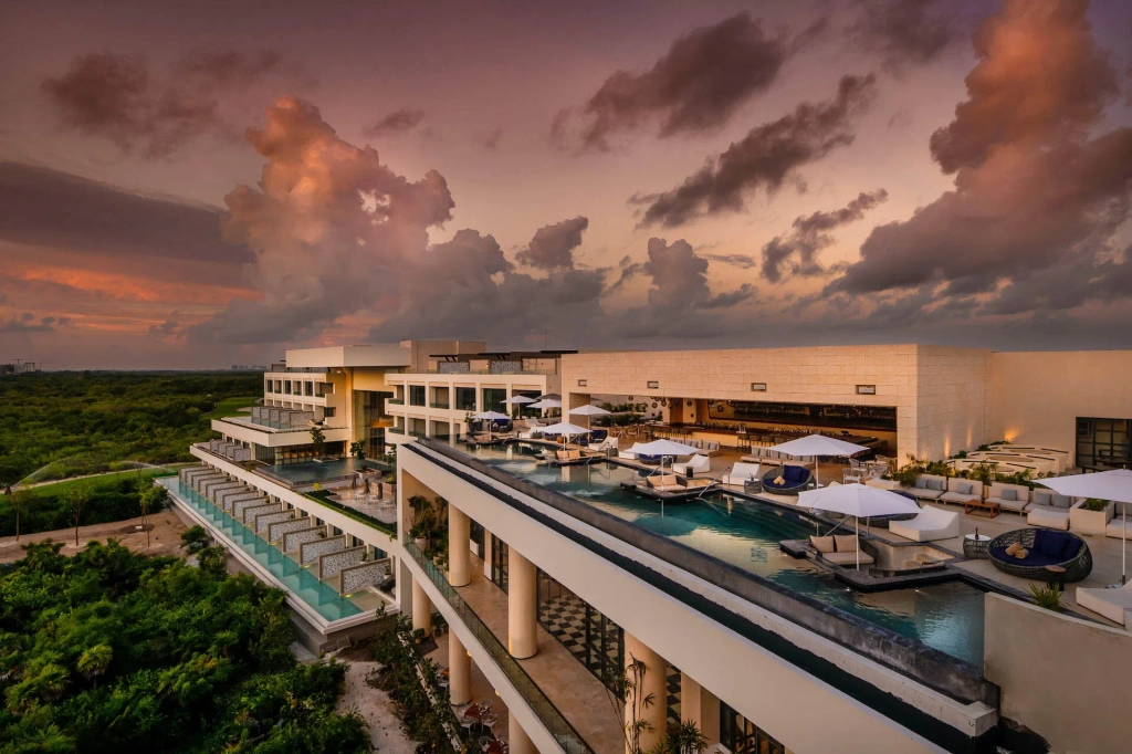 Unlimited Vacation Club: ATELIER Playa Mujeres