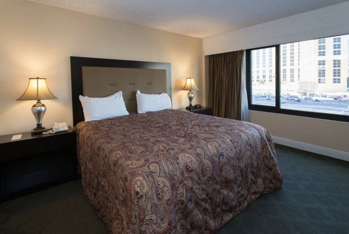 Jockey Club bedroom