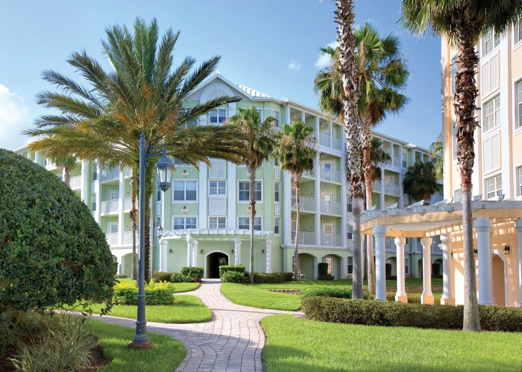 Kingstown Reef At Crowne Plaza Resort