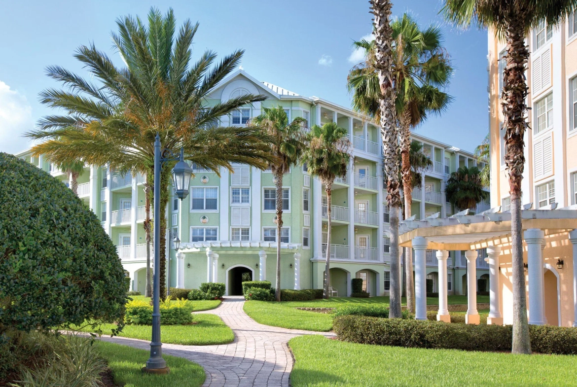 Kingstown Reef At Crowne Plaza Resort