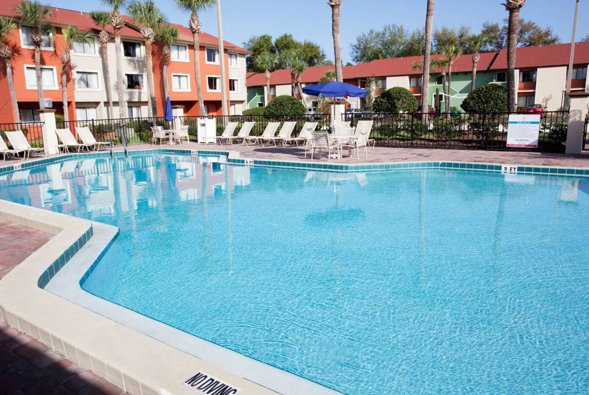 Legacy Vacation Club Orlando – Oaks pool