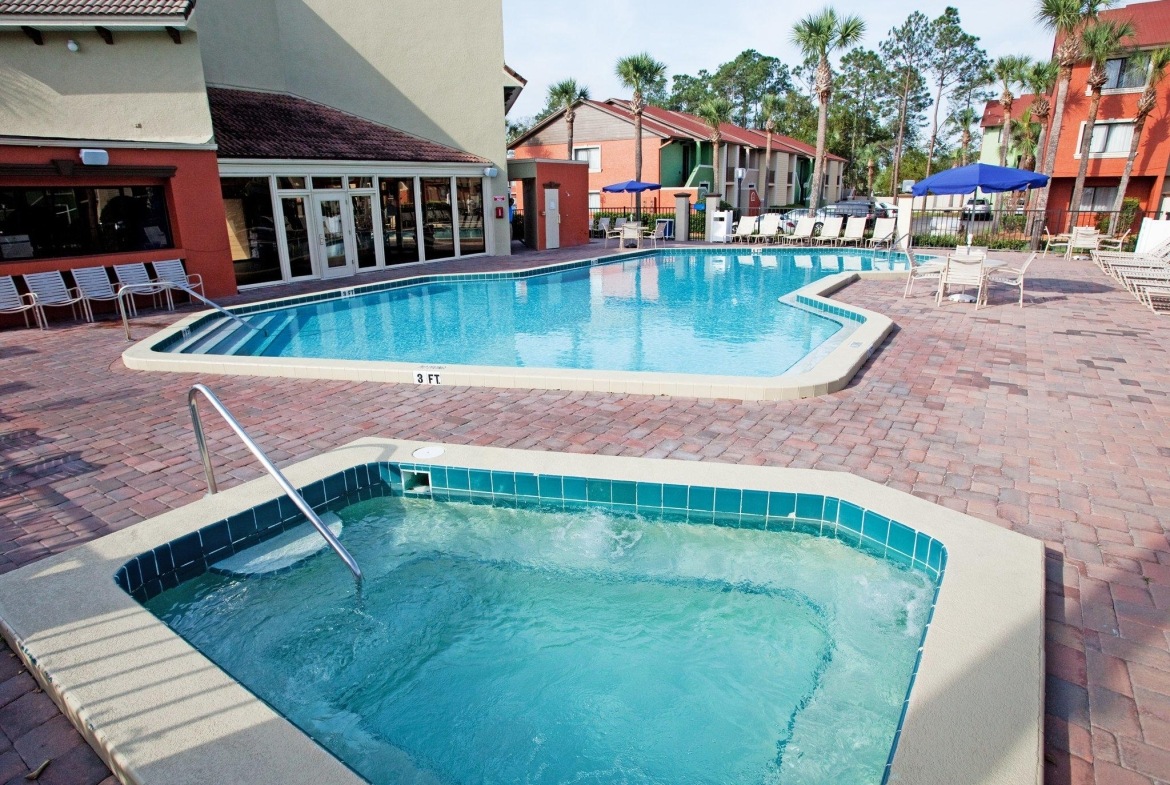 outdoor pool and hot tub
