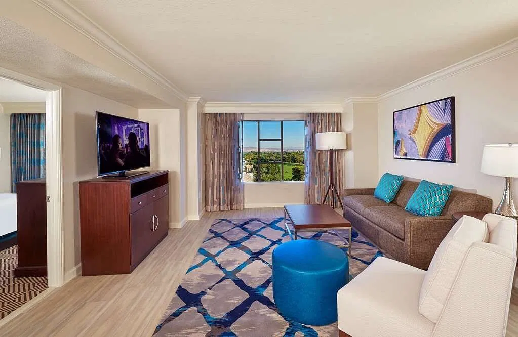 Paradise Living Area