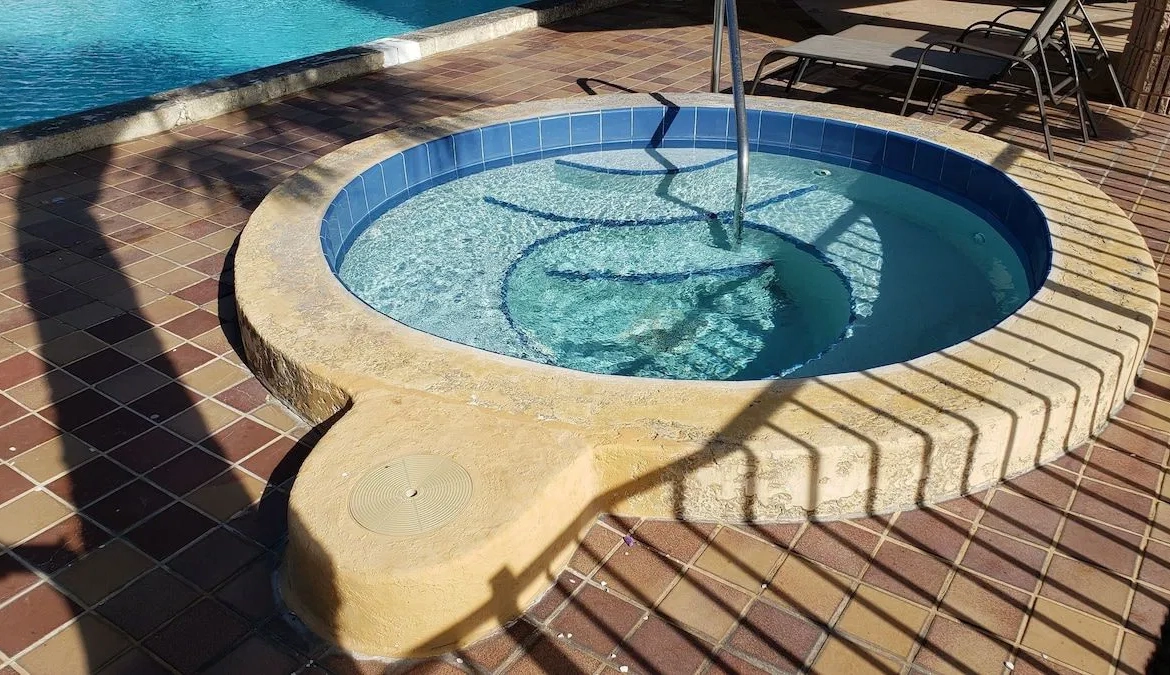 Nordvind hot tub