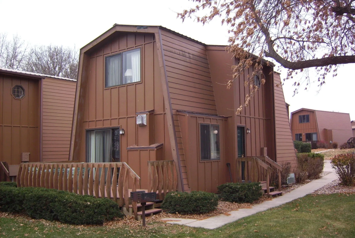 Sunrise Cove At Village West