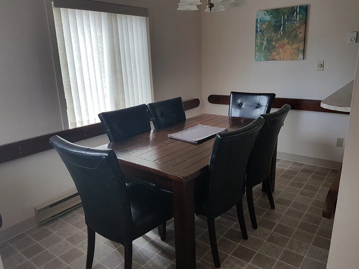 St Ives Resort On Shuswap Dining Area