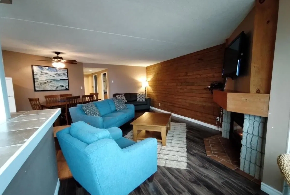Royal Harbour Resort Living Area 2