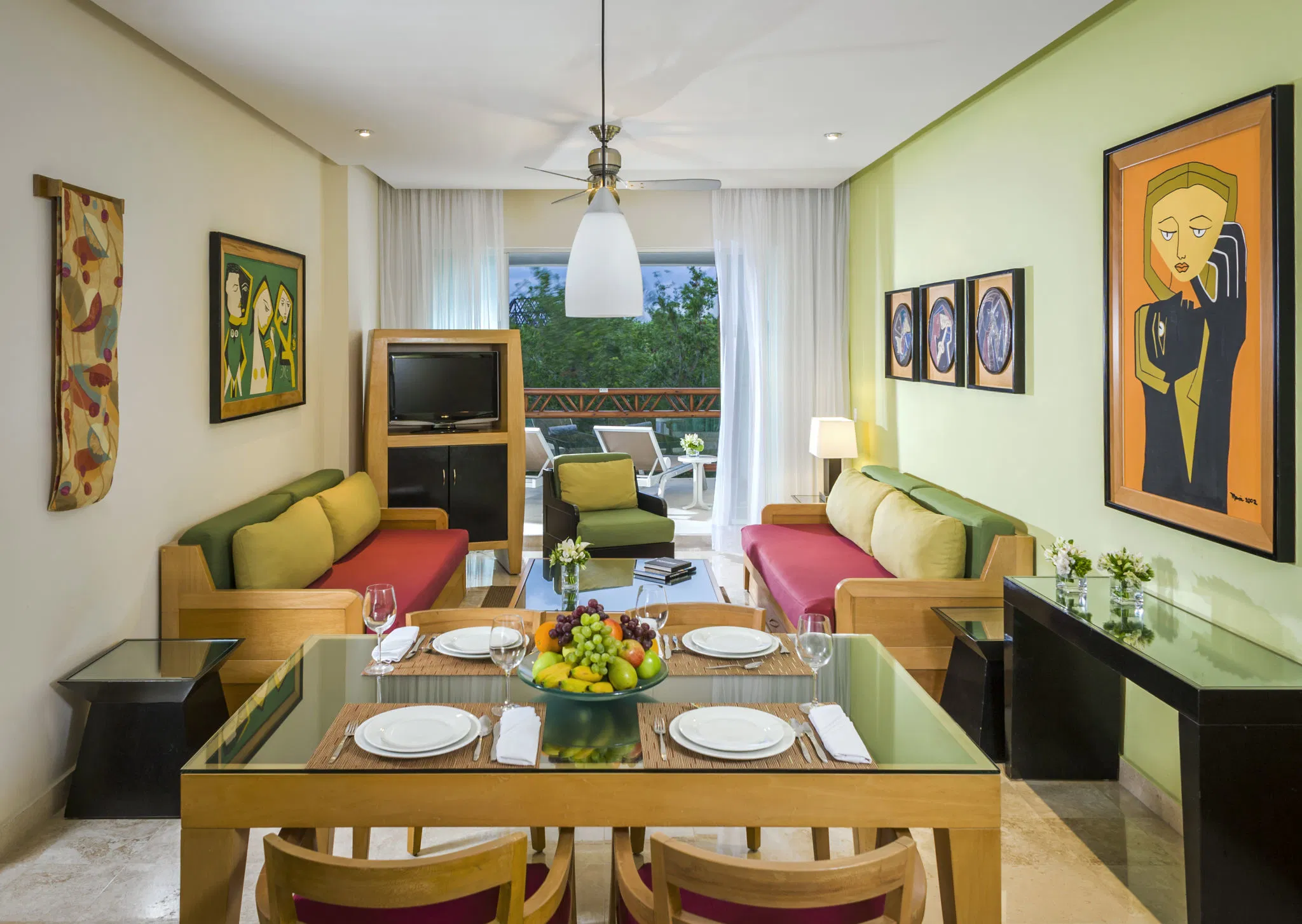 Living and Dining Area