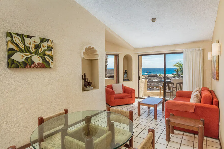 Sol Mar Beach Club Resort Living Area