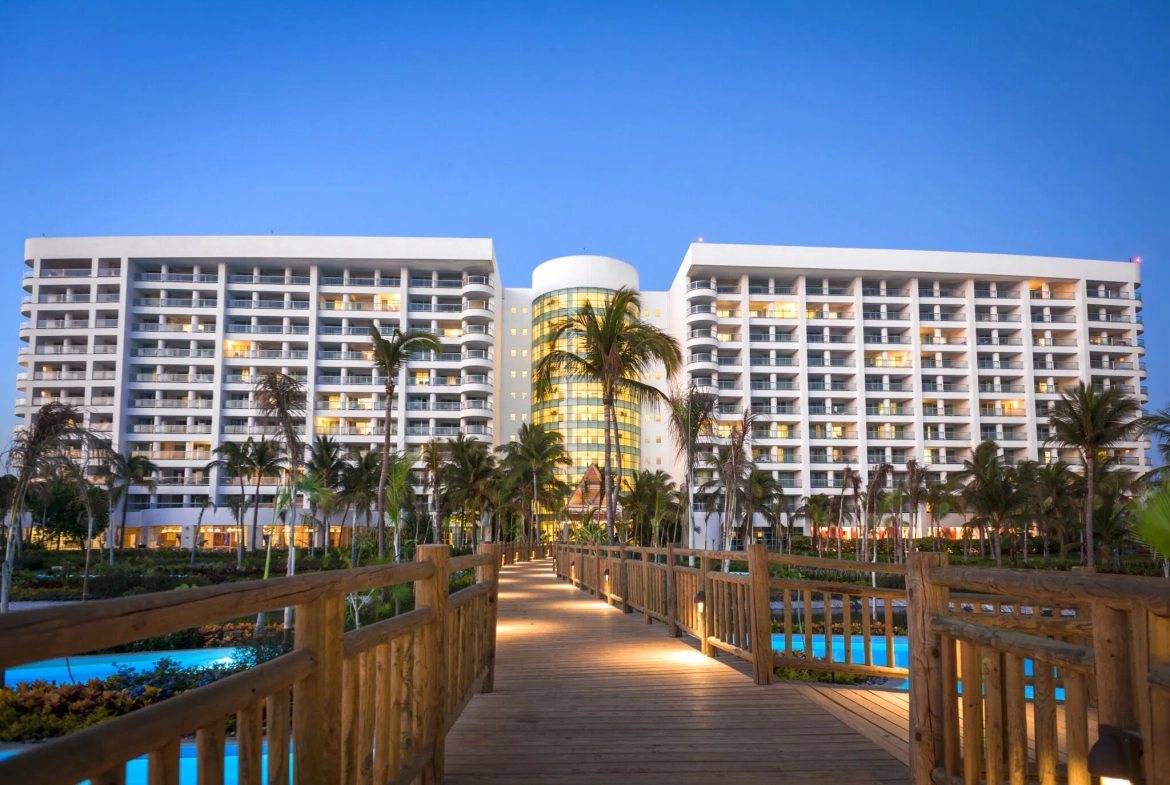 The Grand Mayan Acapulco