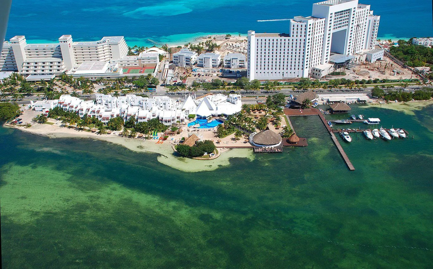 Sunset Marina Resort & Yacht Club Exterior