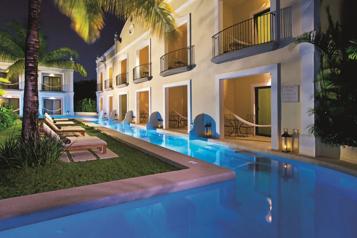 Unlimited Vacation Club: Tulum Vacation Club @ Dreams Tulum Pool