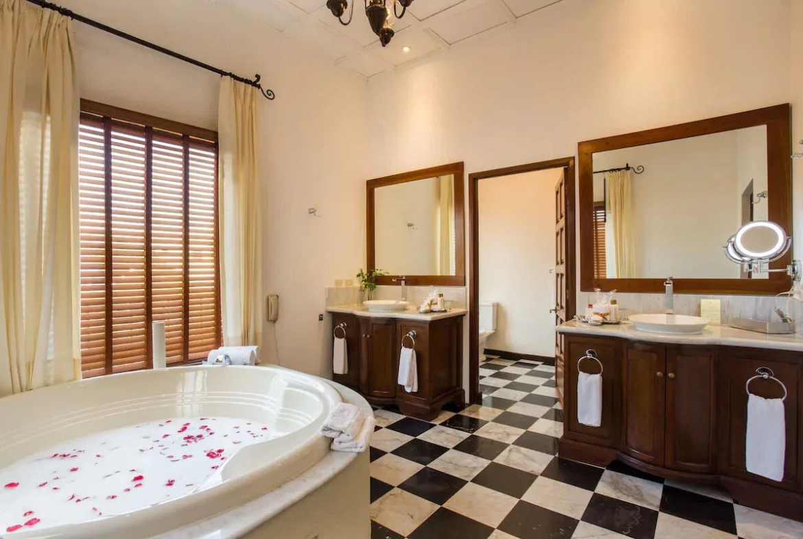 Bathroom 2