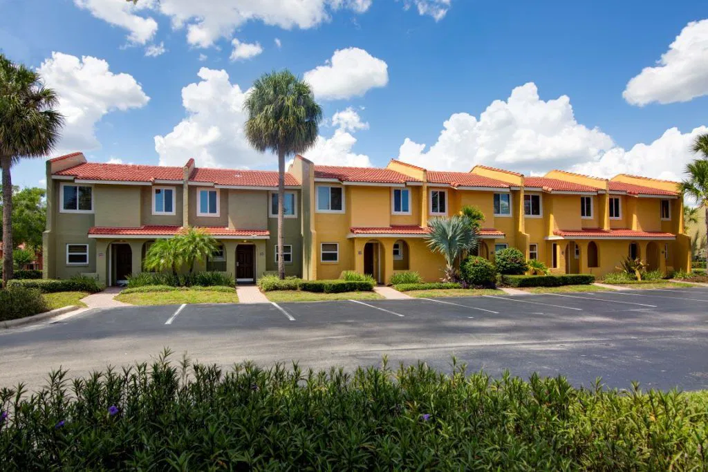 Vacation Villas At Fantasyworld