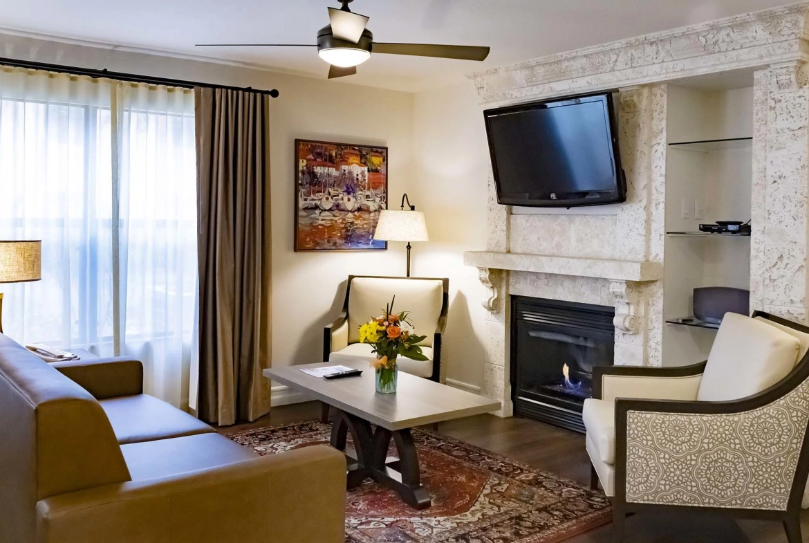 Westgate Resorts Locations: Flamingo Bay Club Living Area