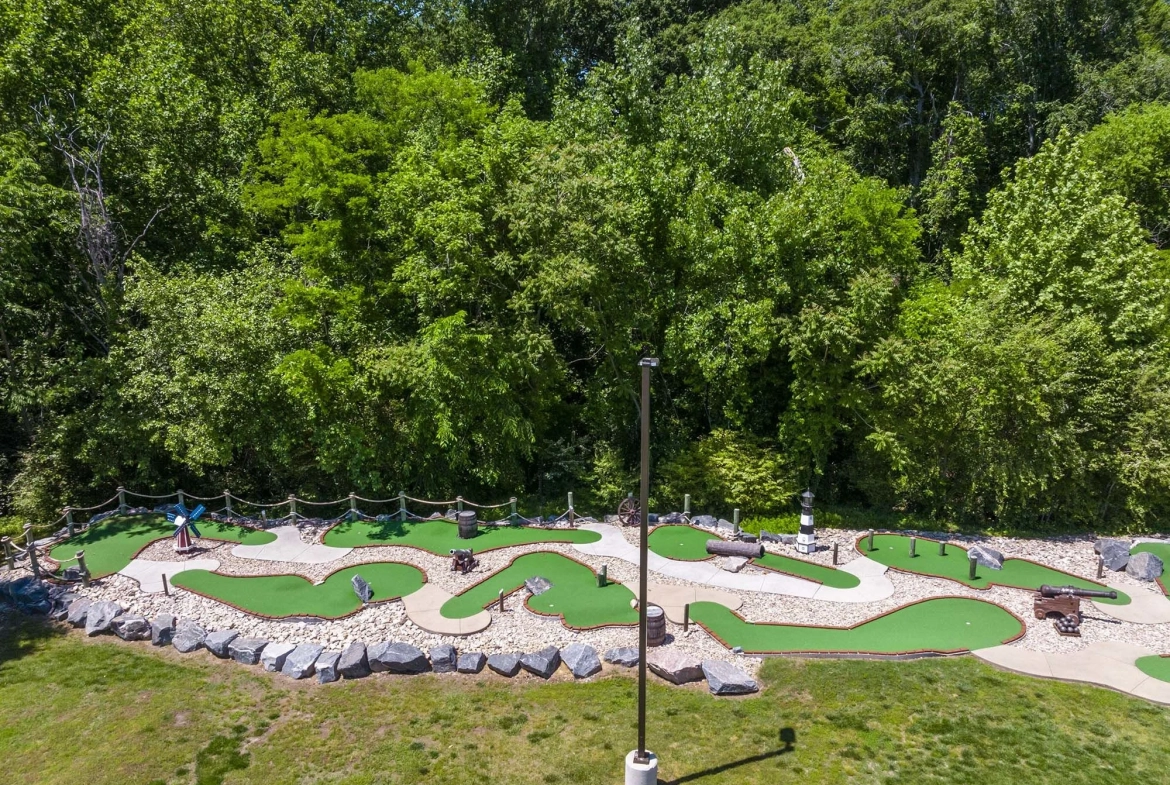 Westgate Resorts Locations: Historic Williamsburg Mini Golf