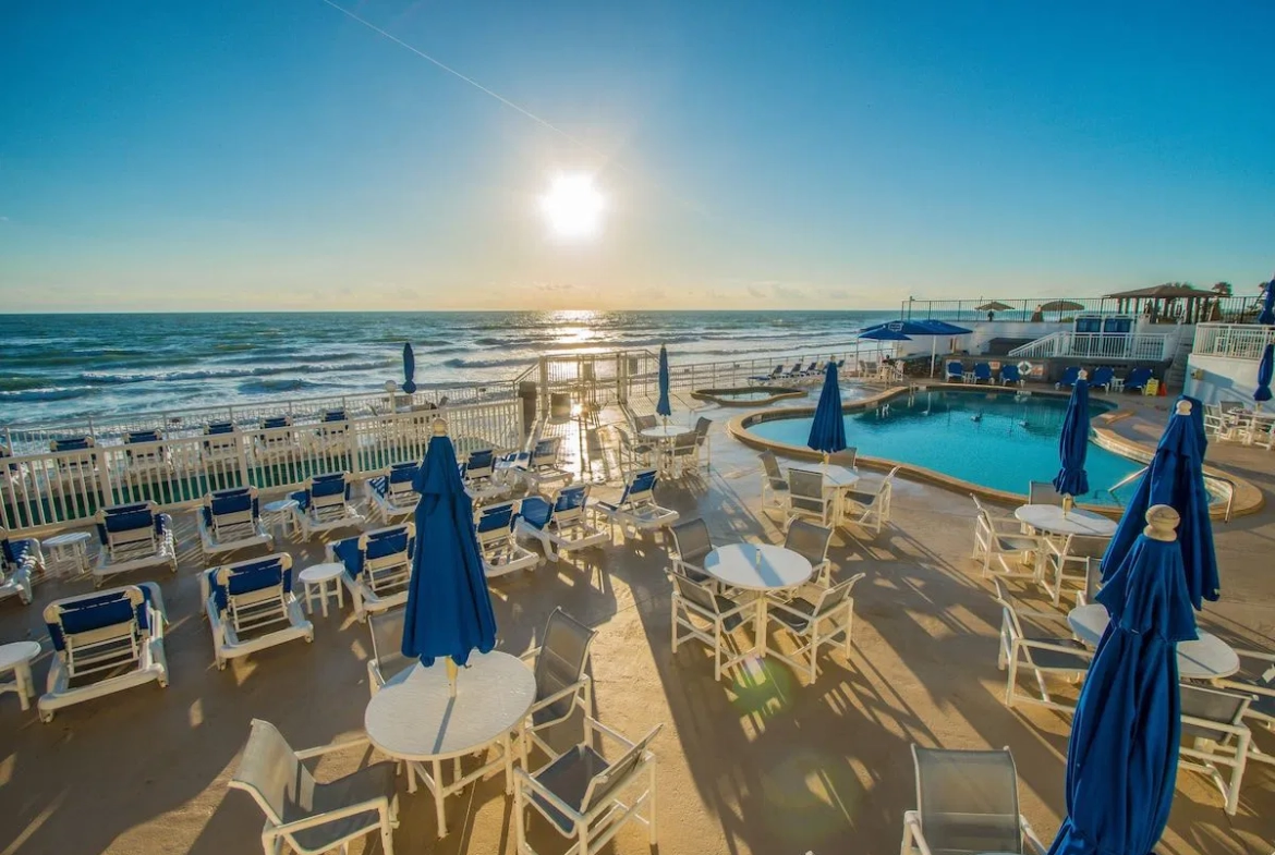 Sea Club IV Pool Deck