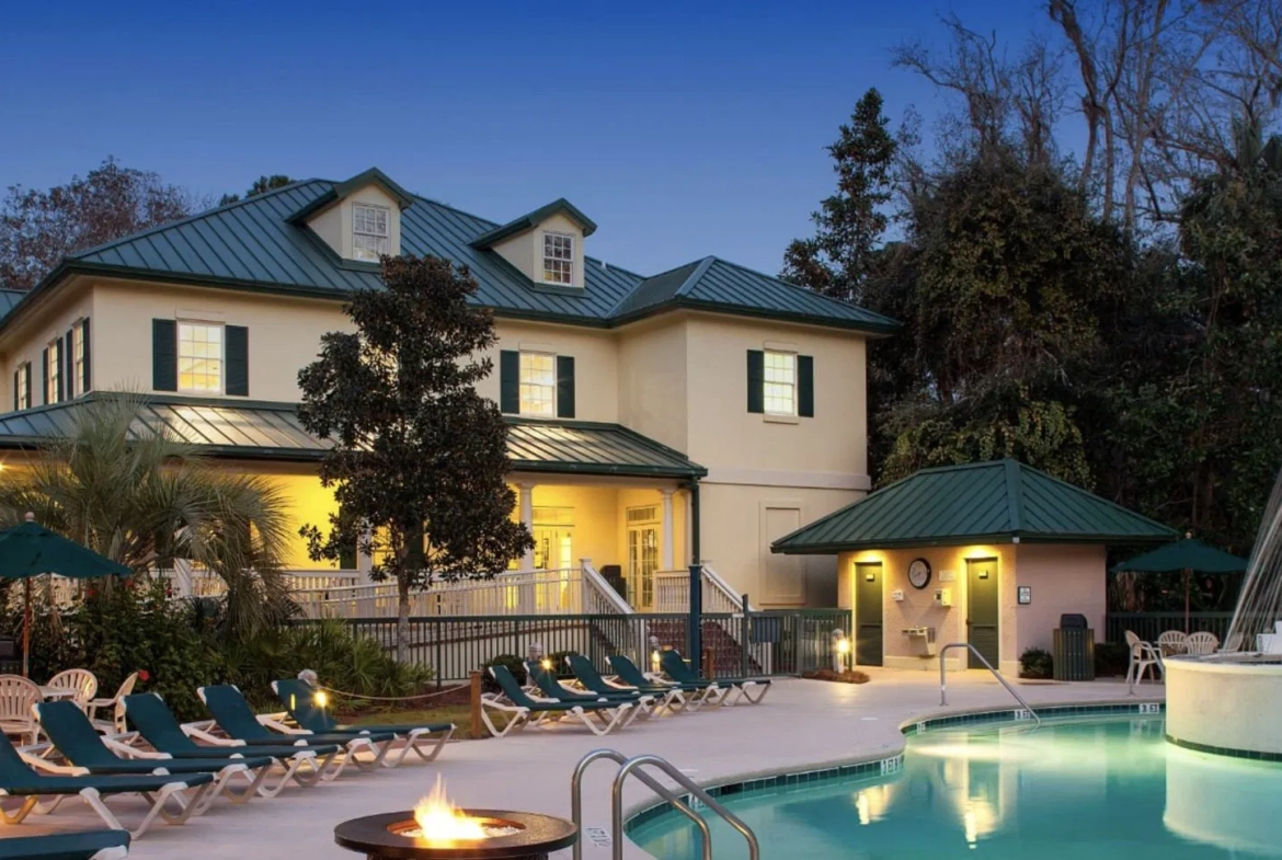 Spinnaker Flexible Ownership Program: Waterside by Spinnaker