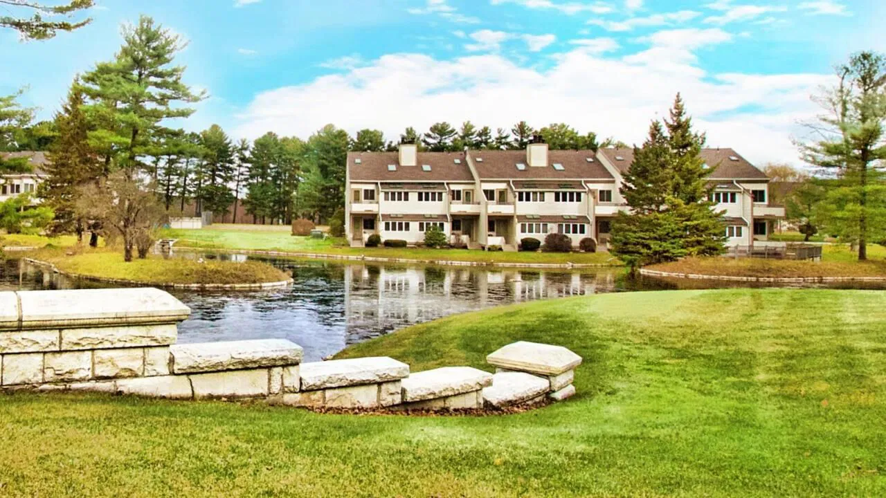 Ponds At Foxhollow Grounds