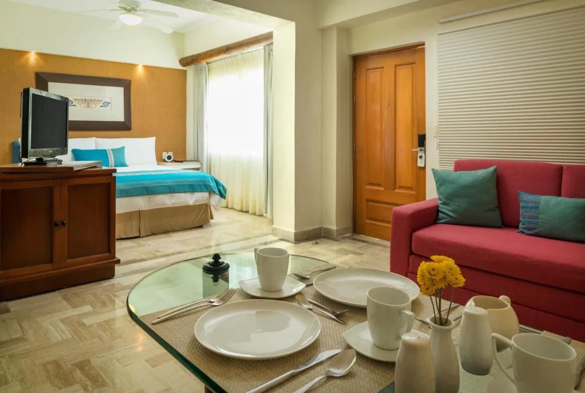 Velas Vallarta Suite Resort & Convention Center Dining Area