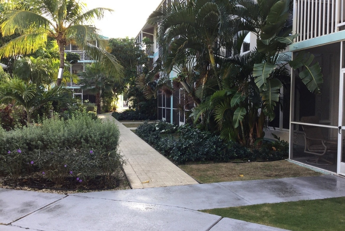 Seven Mile Beach Resort exterior