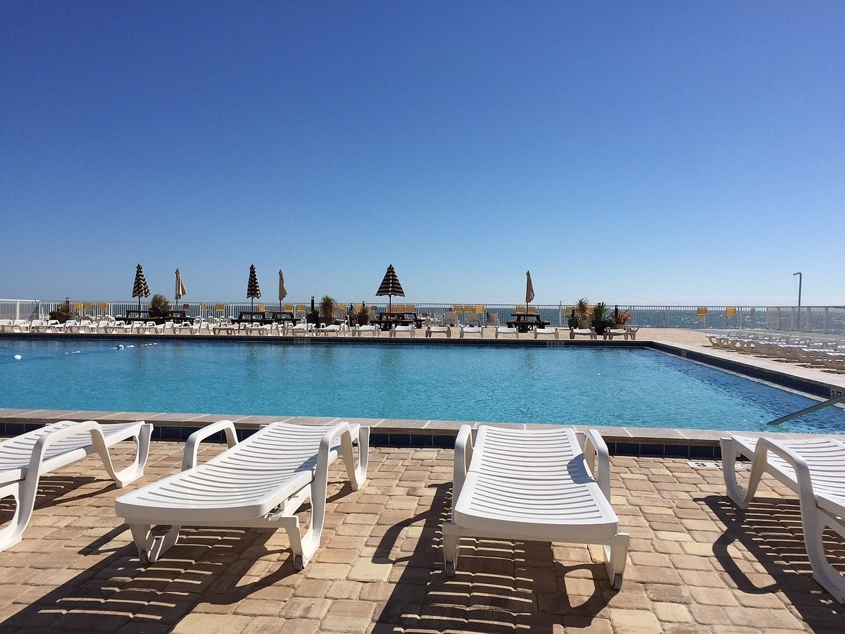 Americano Beach Resort poolll