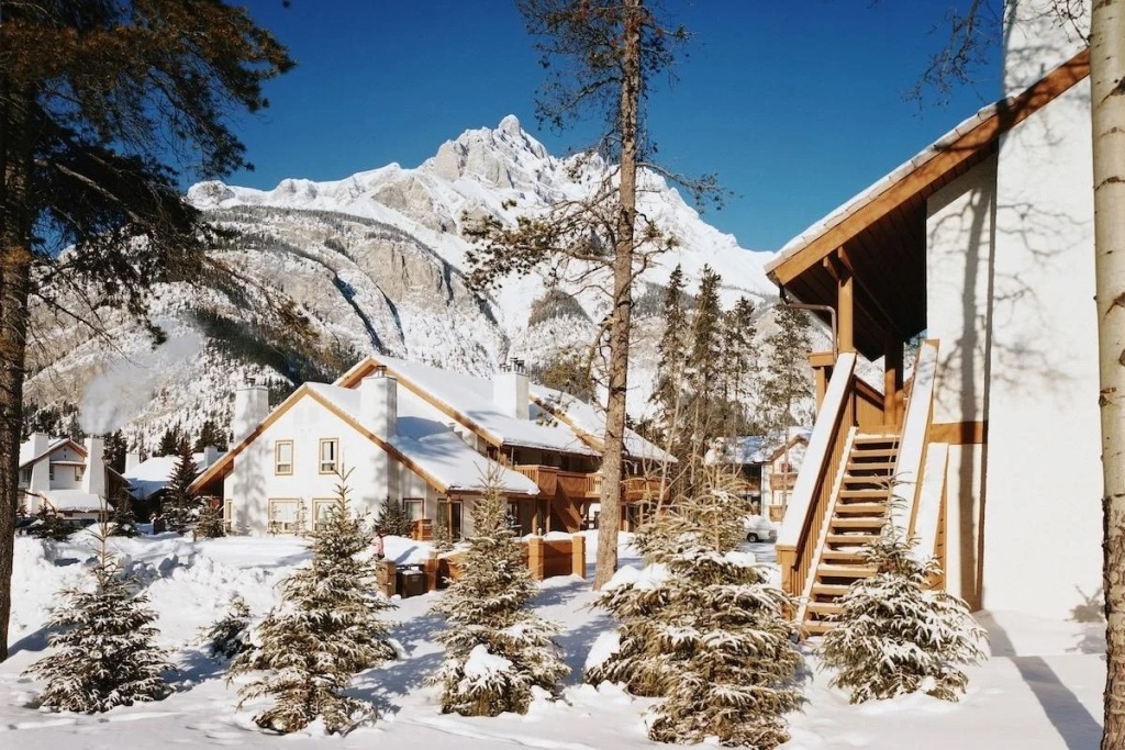 Banff Rocky Mountain Resort