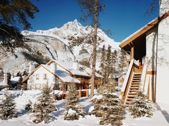 Banff Rocky Mountain Resort