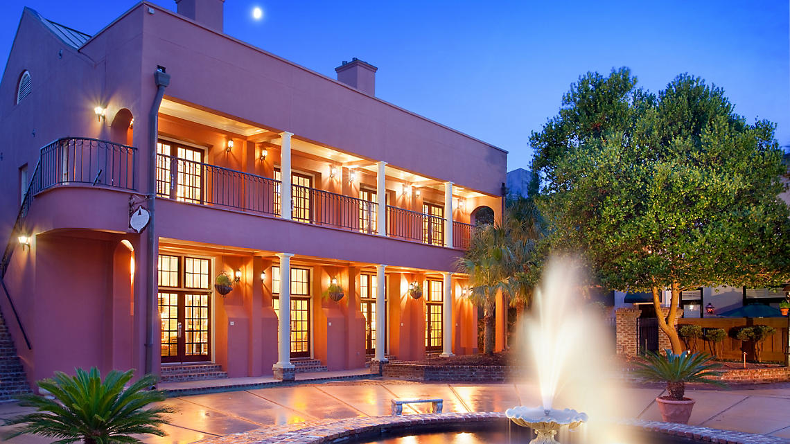 Bluegreen Resorts, Lodge Alley Inn