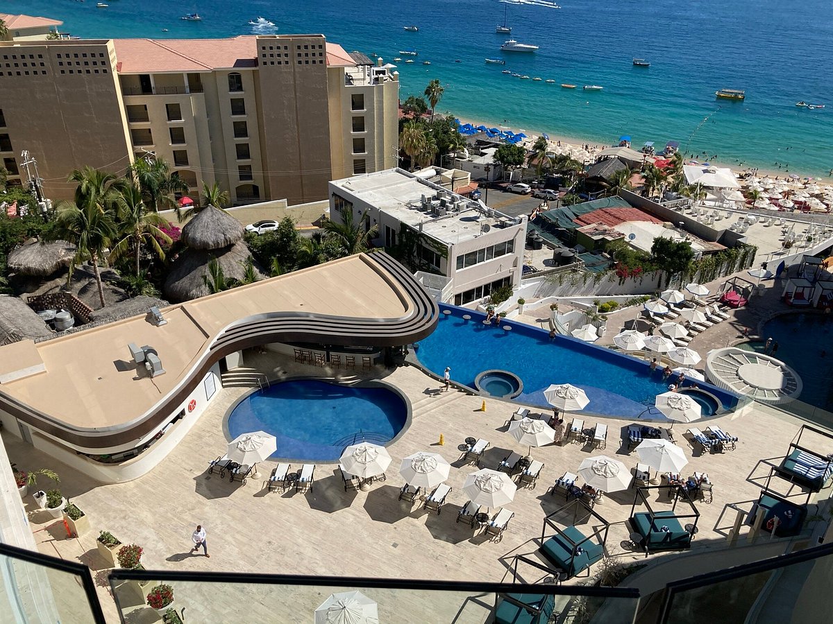Cabo Villas Beach Resort2