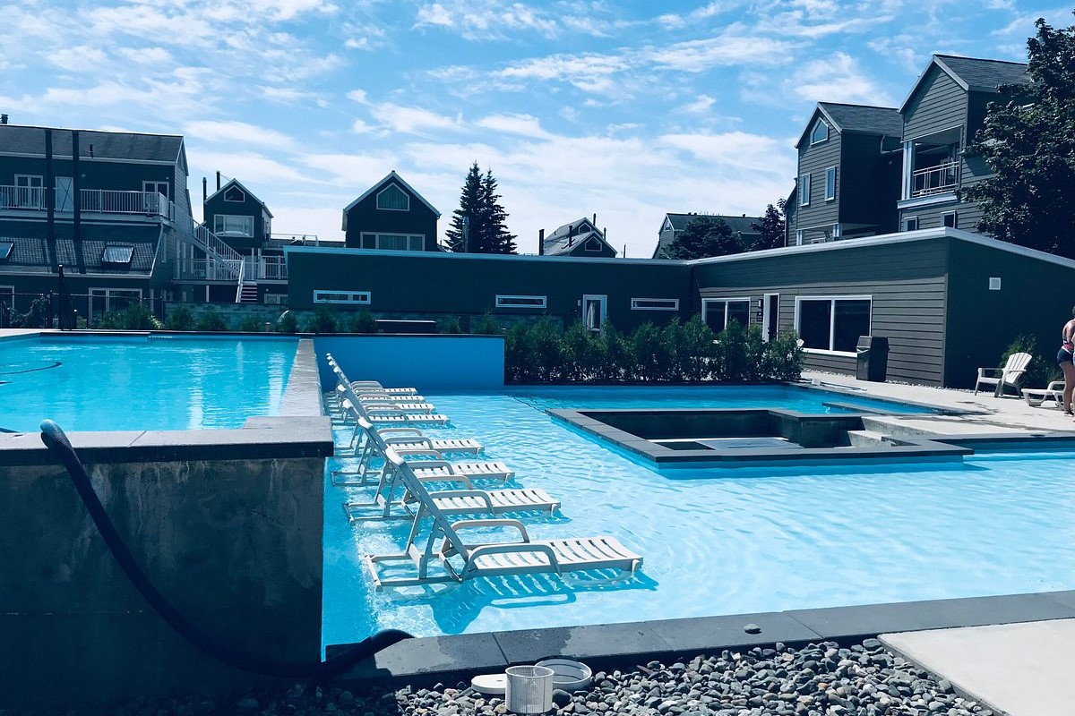pool area