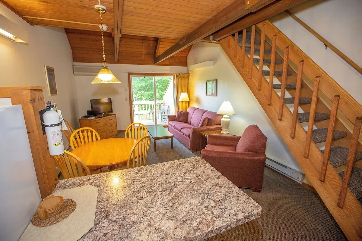 Cold Spring Resort living