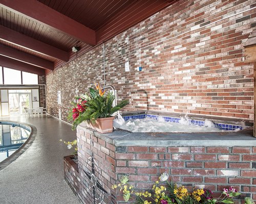 Courtyard Resort hot tub
