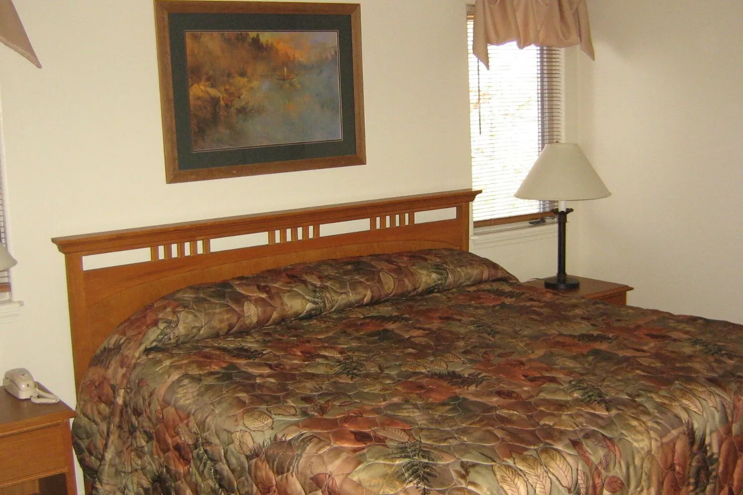 Escapes! to Stonebridge Village Bedroom