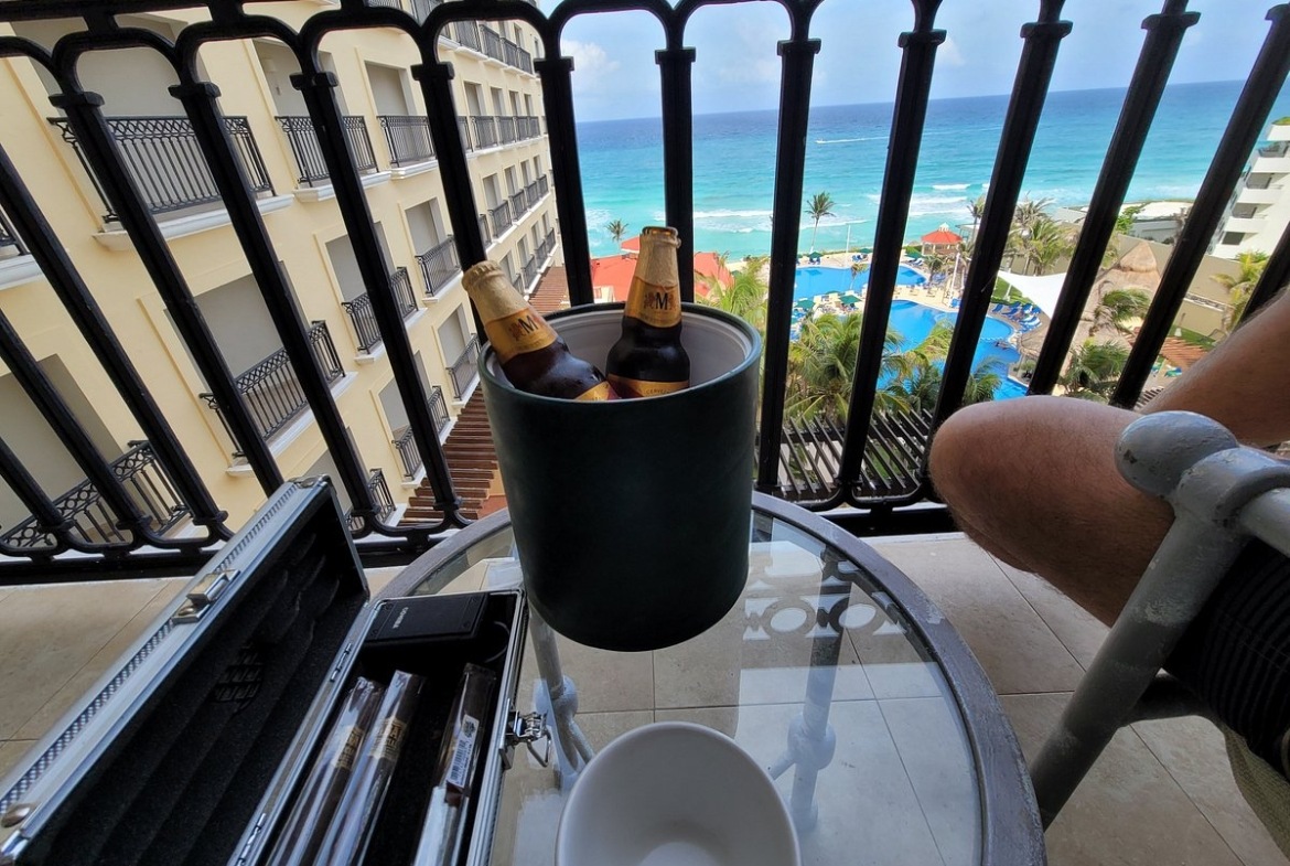 Gr Solaris Cancun balcony