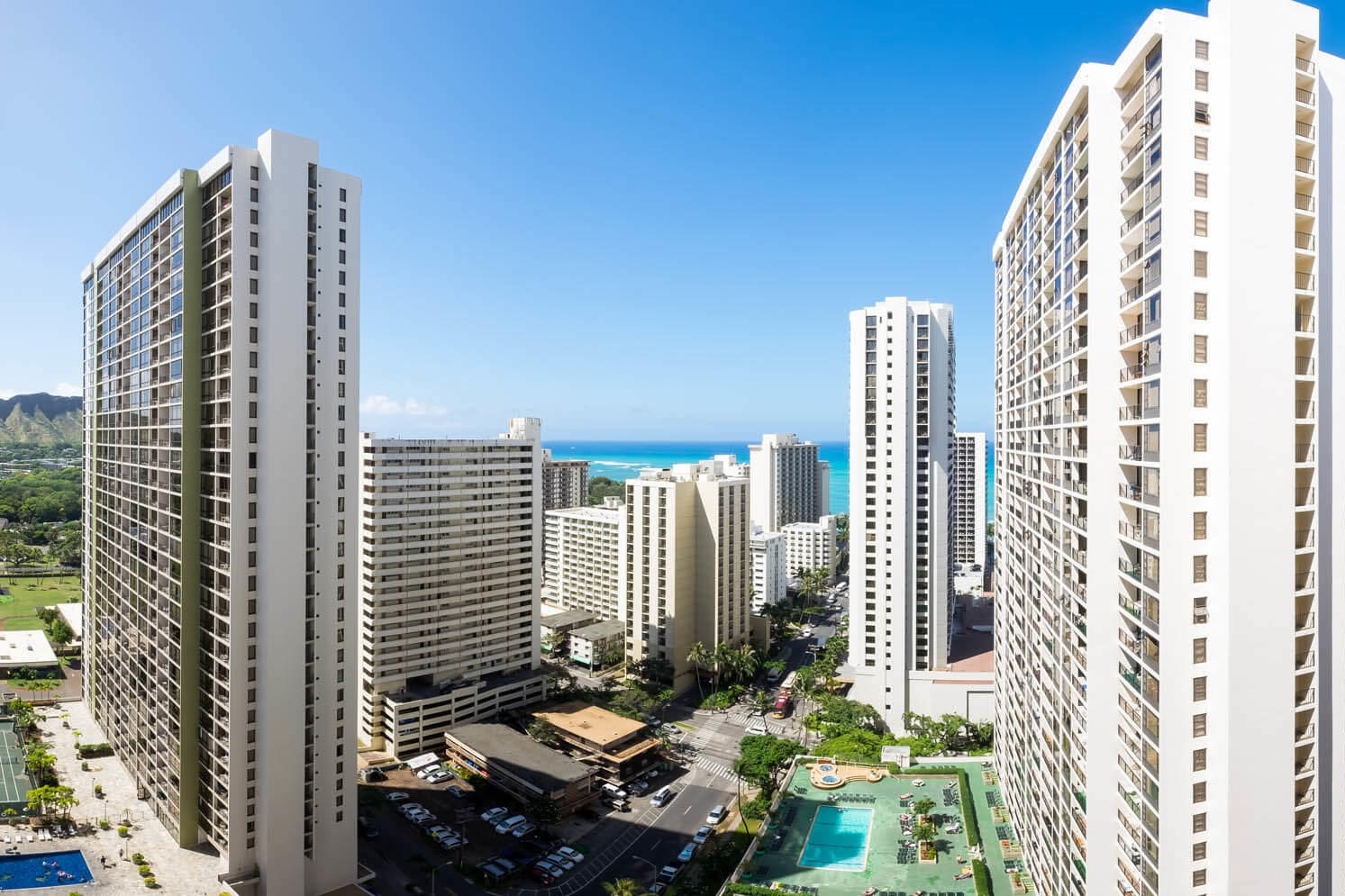 Hawaiian Sun Holidays at The Waikiki Banyan