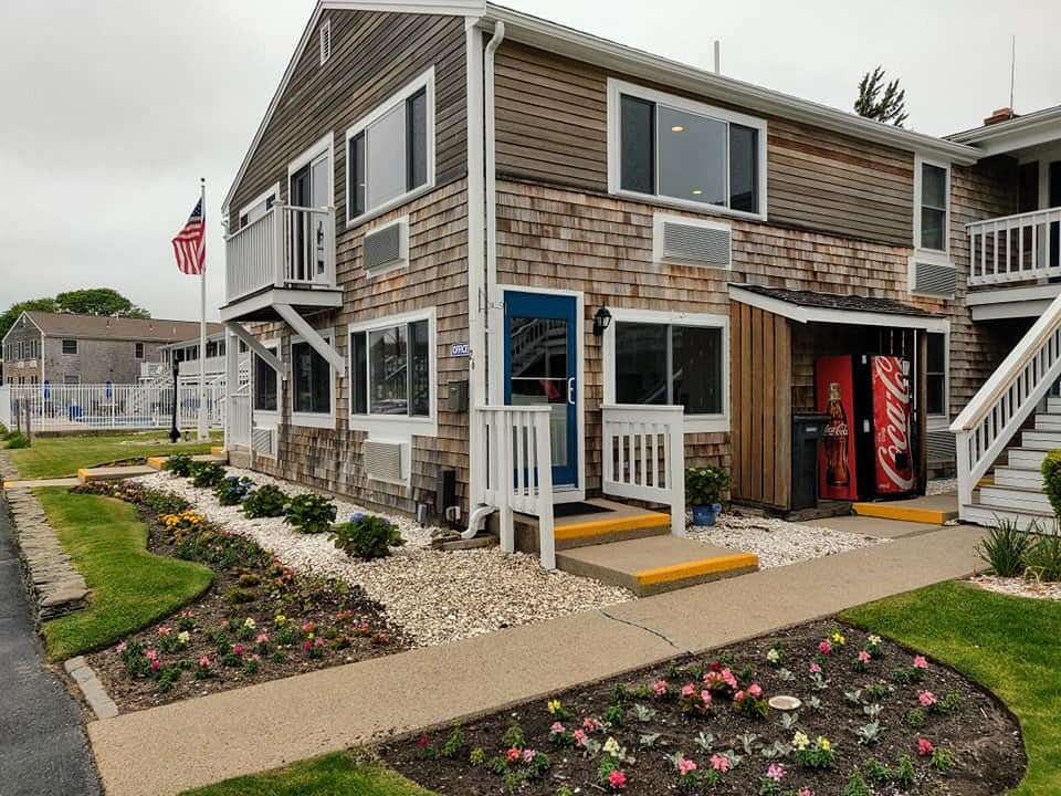 Innseason Resorts – Harborwalk