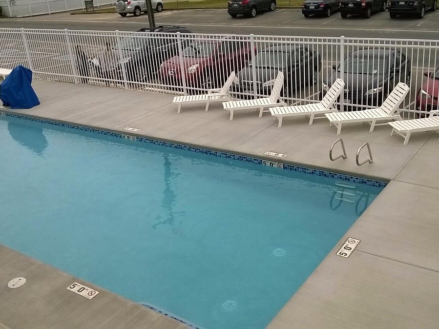 Innseason Resorts – Harborwalk pool